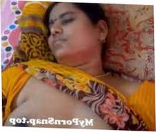 Telugu 40 Yrs Old Married Housewife Aunty Displaying Her Titties To Her Spouse Fucky-fucky Porno Photo Jpg From Andhra Local Telugu Anty Hook-up Photos View Photo Mypornsnap Top 800x661