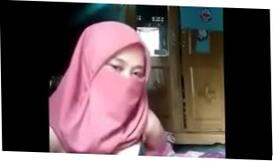 Malay With Hijab Nude On Web cam Muslim 1280x720