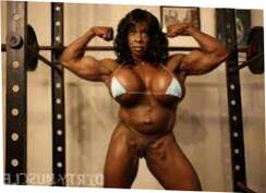 Black Bodybuilder Female Pornography Starlet Xxgasm 800x563