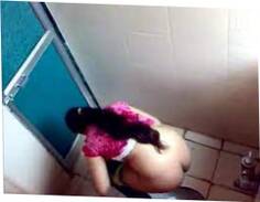 Indian Ladies Filmed On Spy Web cam In A Public Wc Upornia 640x480