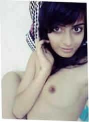 Ultra-cute Desi Nymph Hot Selfies Petite Tits And Arse Indian Nude Damsels 560x766