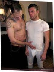 Heterosexual Man Getting Oral job From A Homosexual Dude Pulsing Dick 900x1200