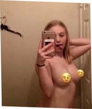 What S The Name Of This Blonde Teen Taking A Nude Selfie 1 Reply Namethatporn 638x748